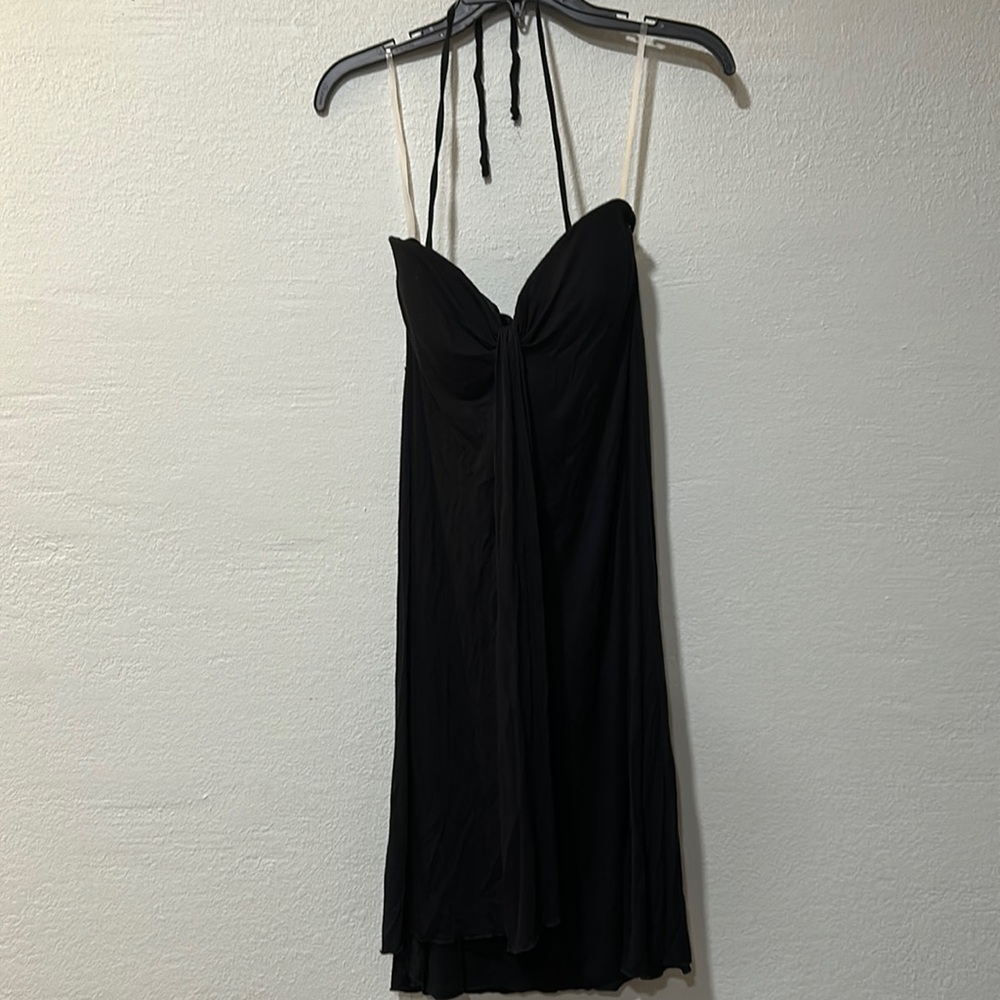 Womens dress/coverup. LargeBlack , excellent like new condition.  Built in bra .
